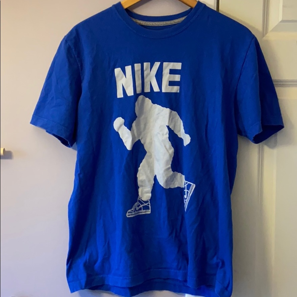 Blue Nike tee